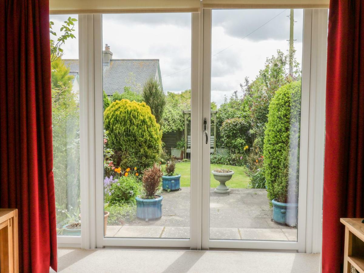 Iona Cottage Duns エクステリア 写真