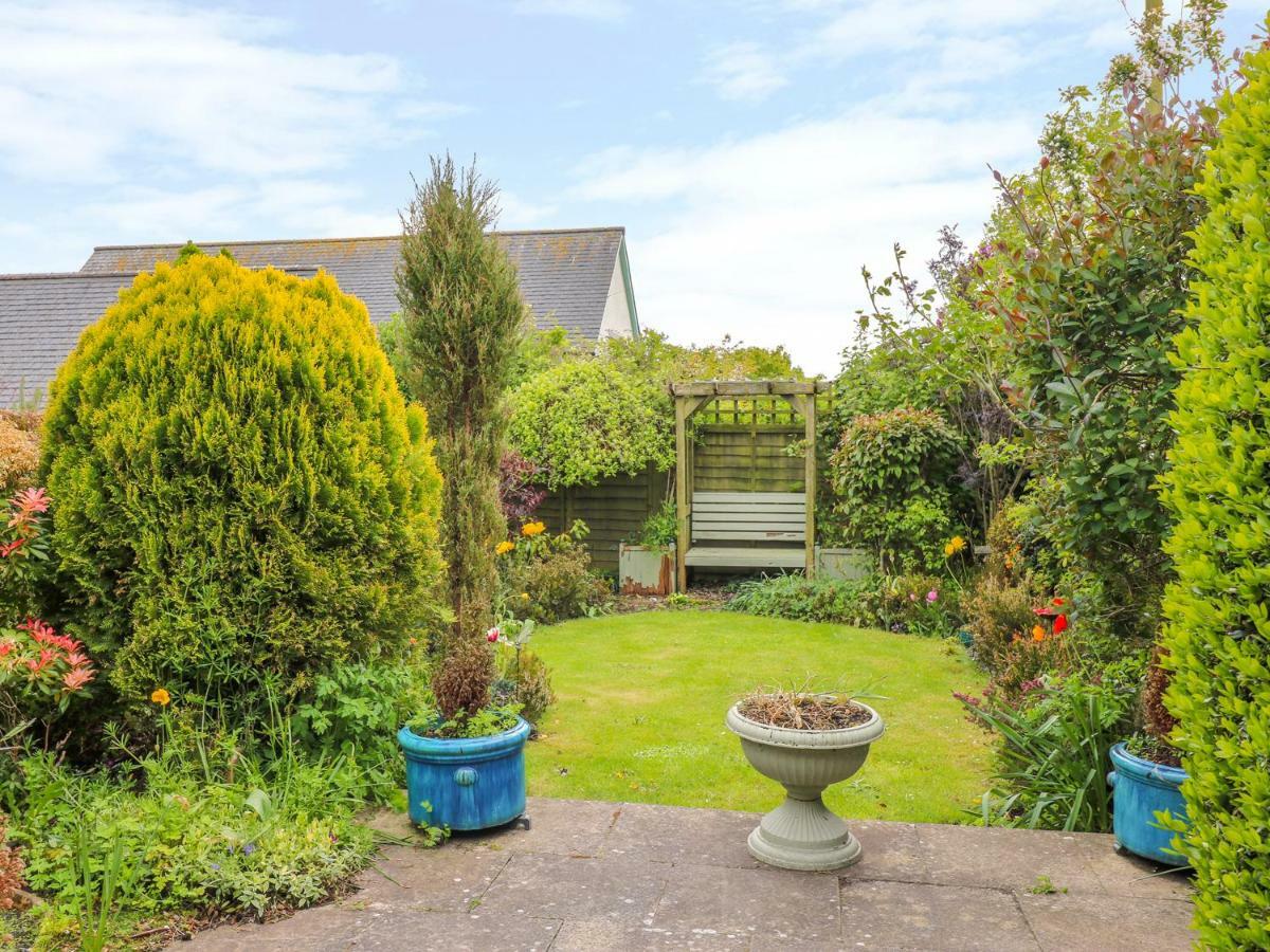 Iona Cottage Duns エクステリア 写真