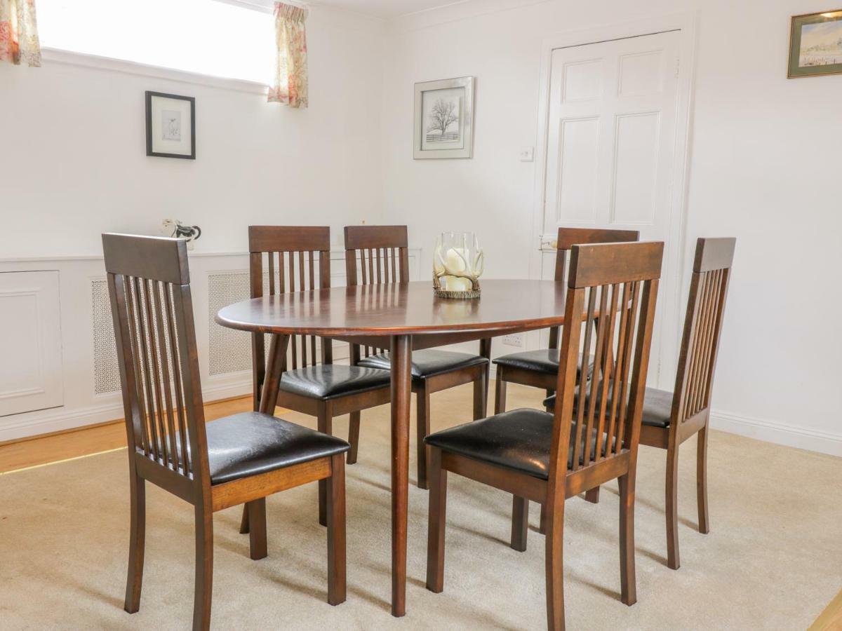 Iona Cottage Duns エクステリア 写真