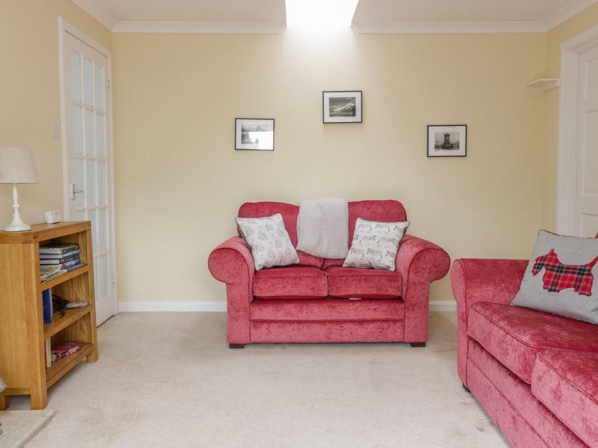 Iona Cottage Duns エクステリア 写真